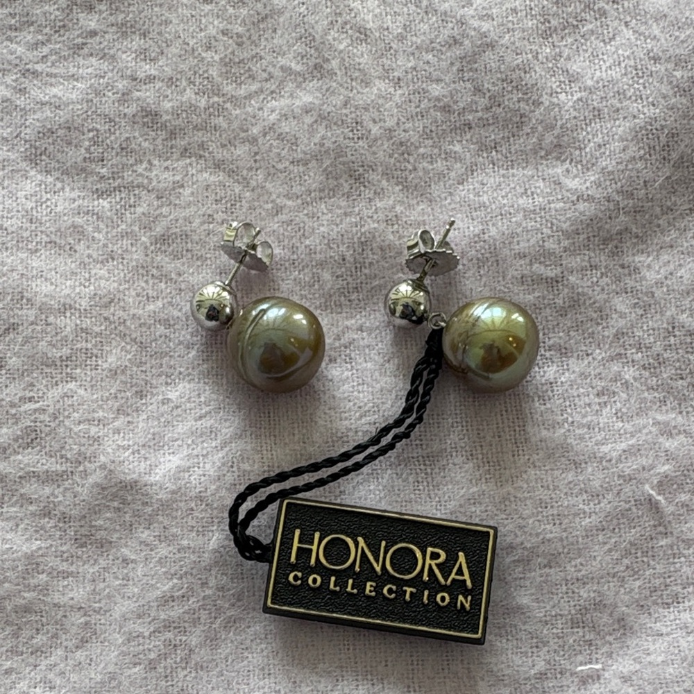 Honora Silver and Cream Pearl Earrings